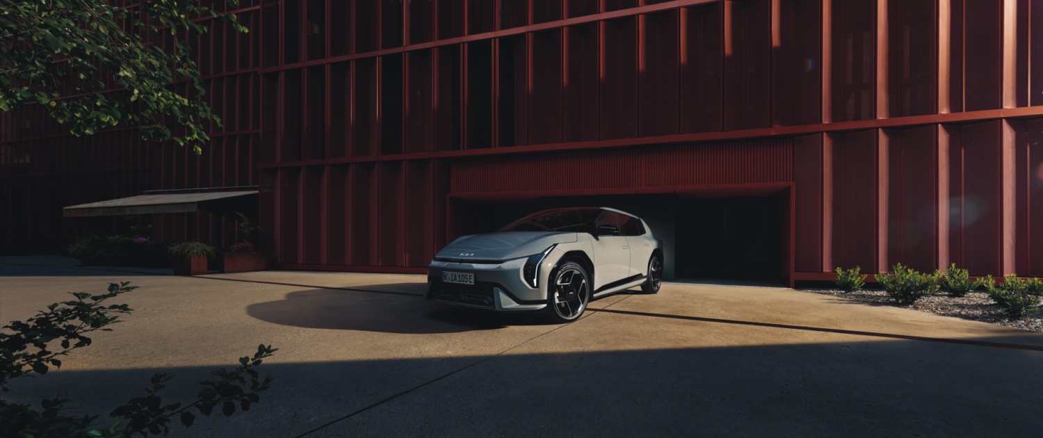 EV4_MY26_GTL_Print_OOH_car_cmyk (2)