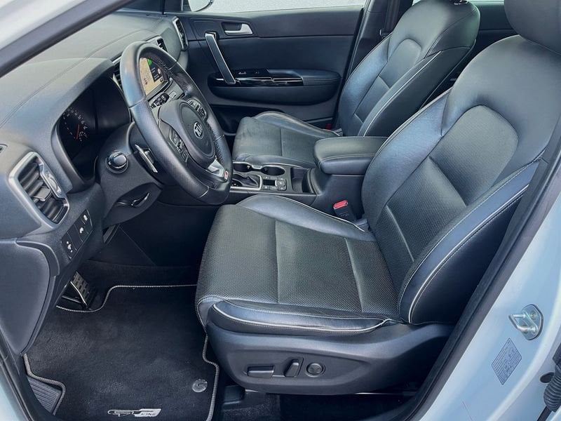 Kia Sportage 2.0 CRDi 185cv AWD GT Line - immagine 10