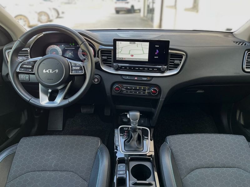 Kia Xceed 1.6 CRDi 136 CV MHEV DCT Style - immagine 10
