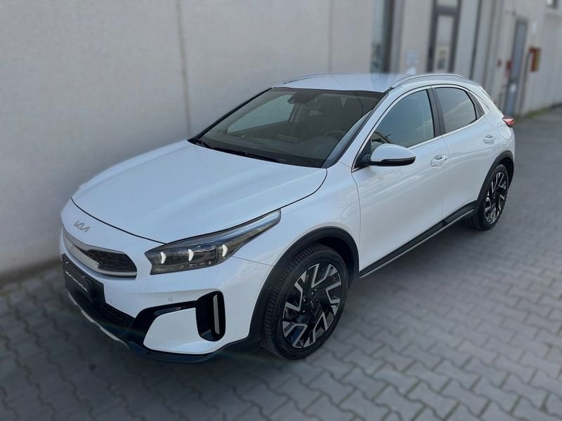 Kia Xceed 1.6 CRDi 136 CV MHEV DCT Style - immagine 2