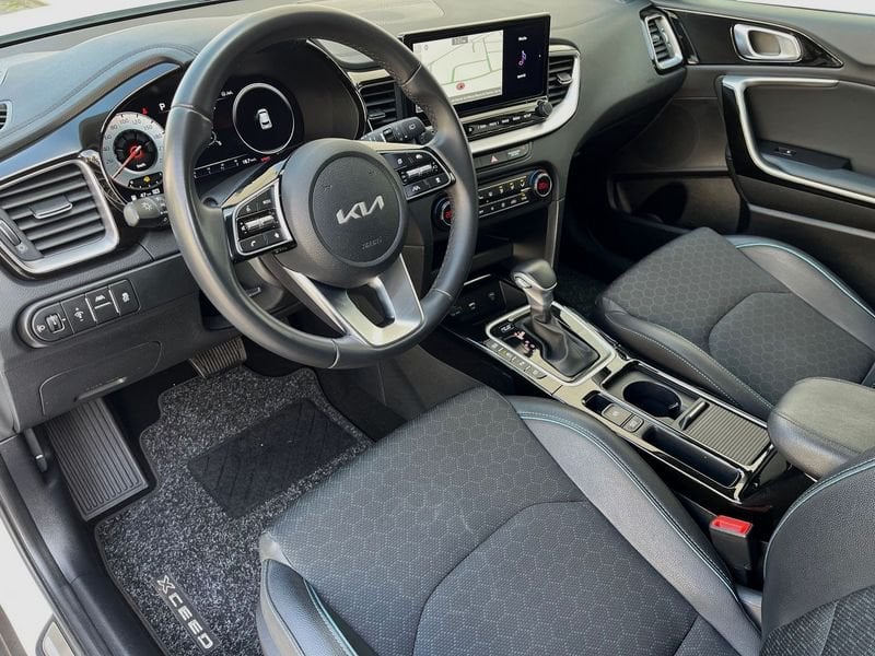 Kia Xceed 1.6 CRDi 136 CV MHEV DCT Style - immagine 11